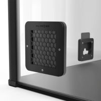 Staubschutzgitter und Kabeldurchführungen